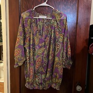 Women’s Avenue 22/24 button down - ribbed bottom - sheer - paisley print blouse